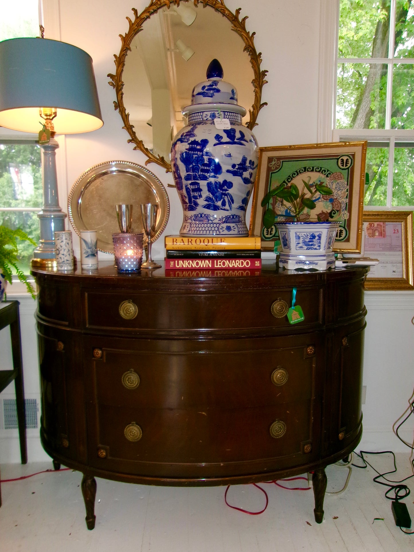 Hall cabinet
