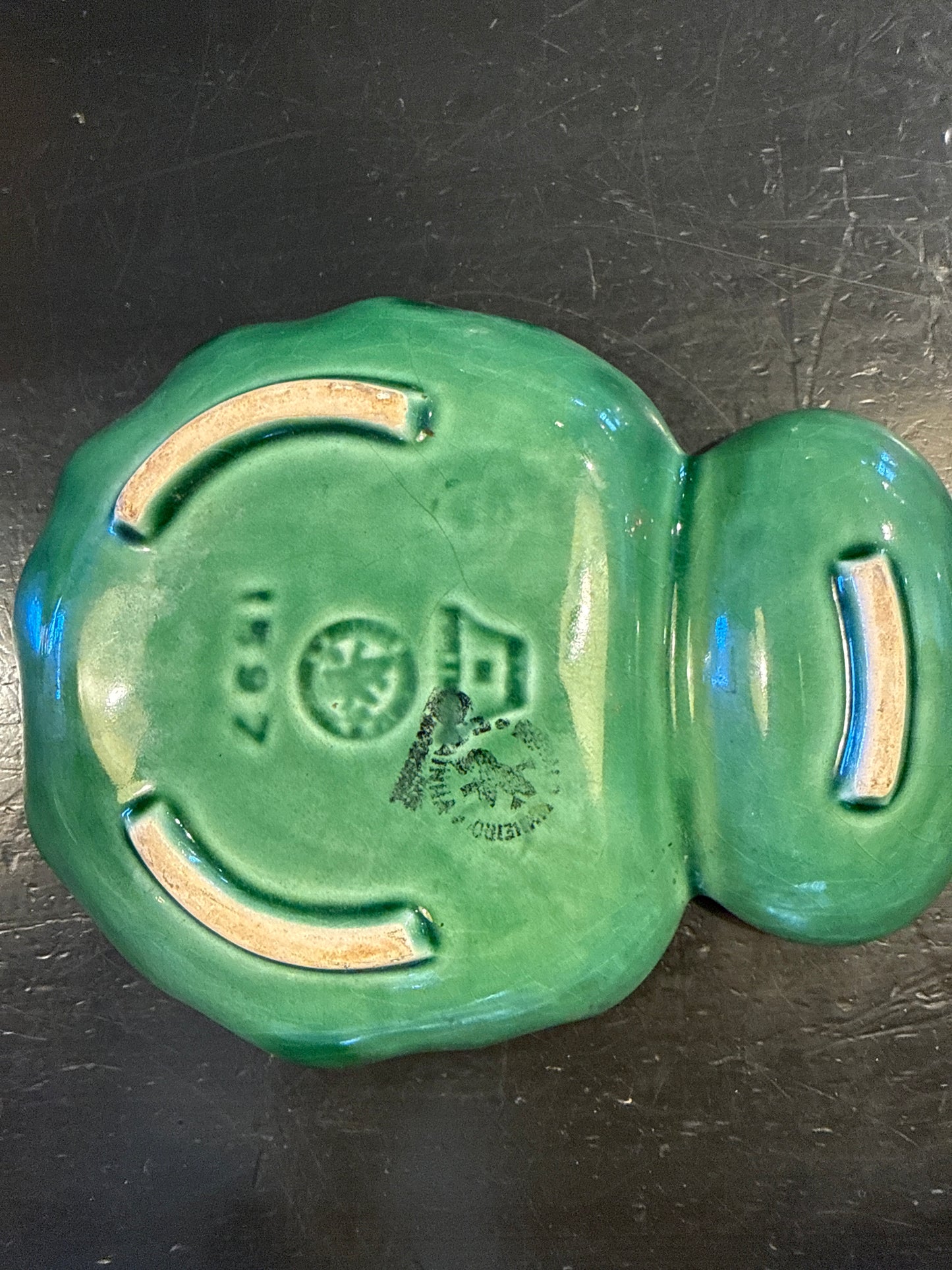 Vintage Green Cabbage Leaf Dish