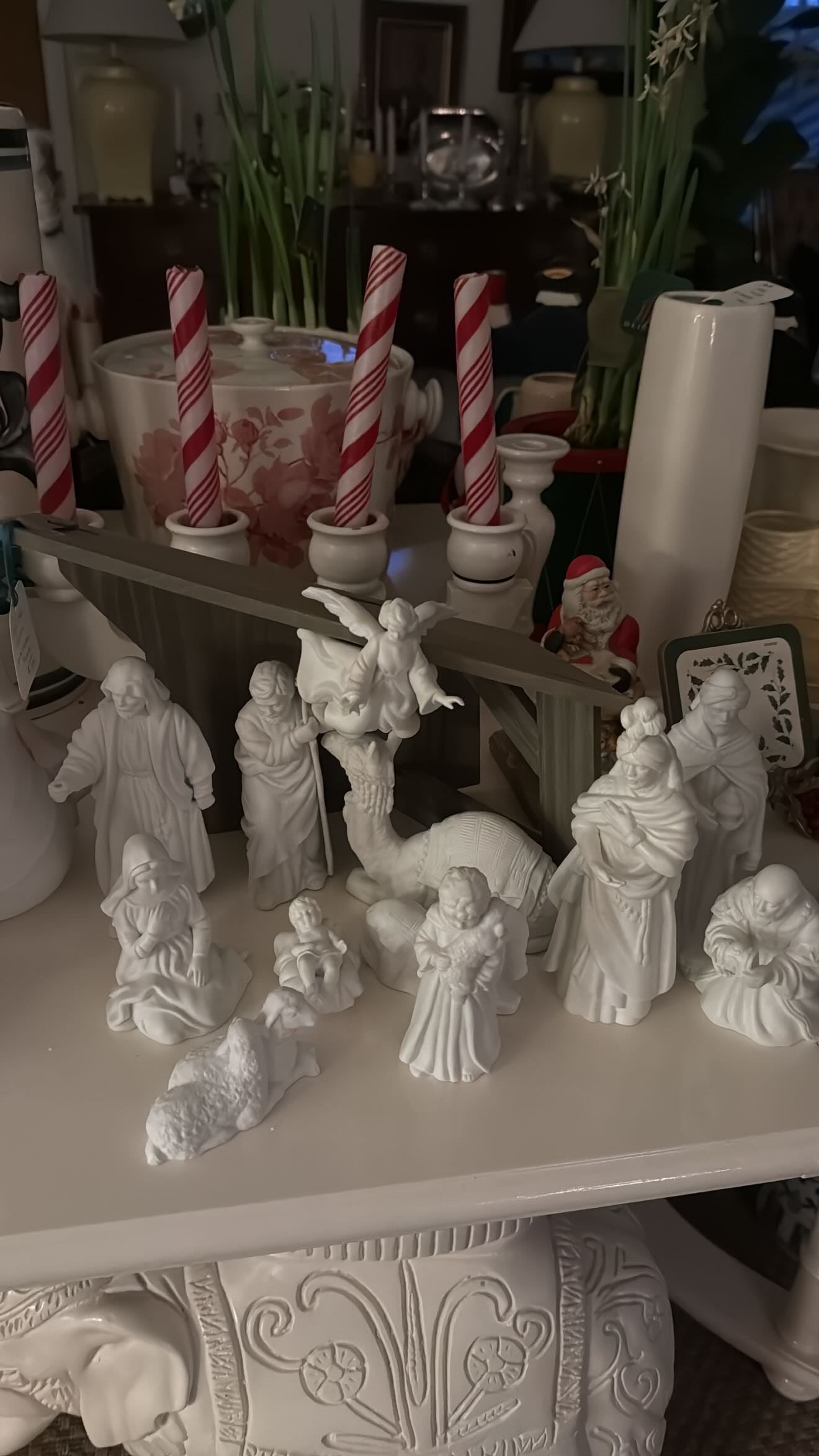 AVON 1982 original boxes white nativity set with stable