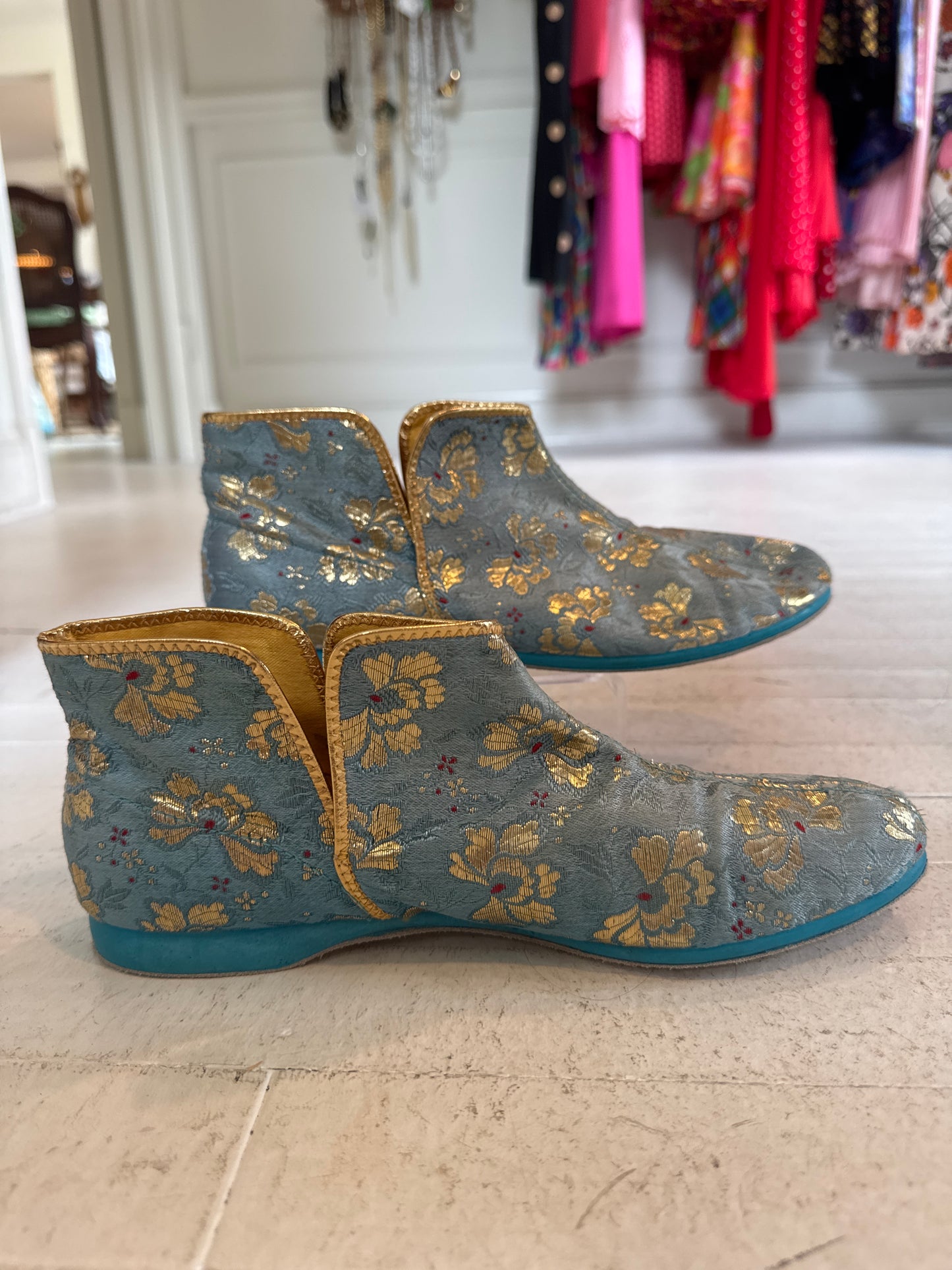 1970s baby blue slipper shoes