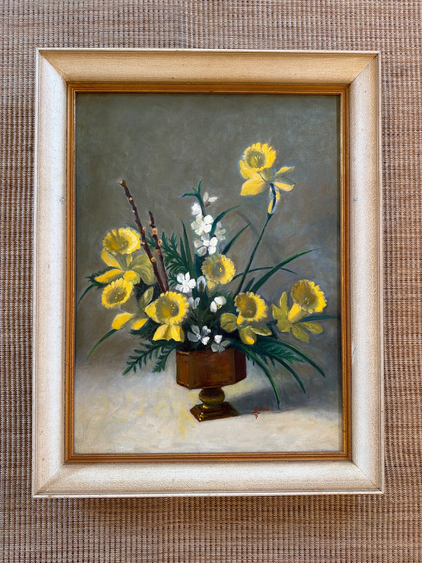 Original Vintage Floral Oil Painting in Textured Gilt Frame