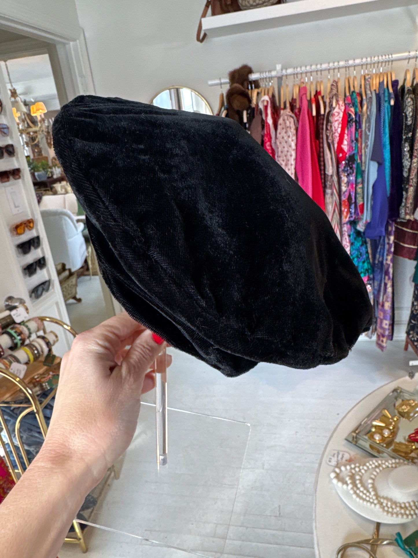 Velvet beret