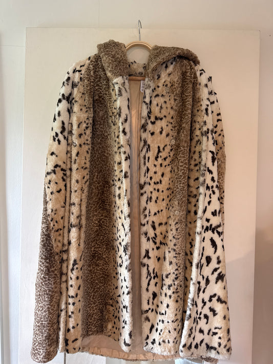 Bobalinx vintage cape