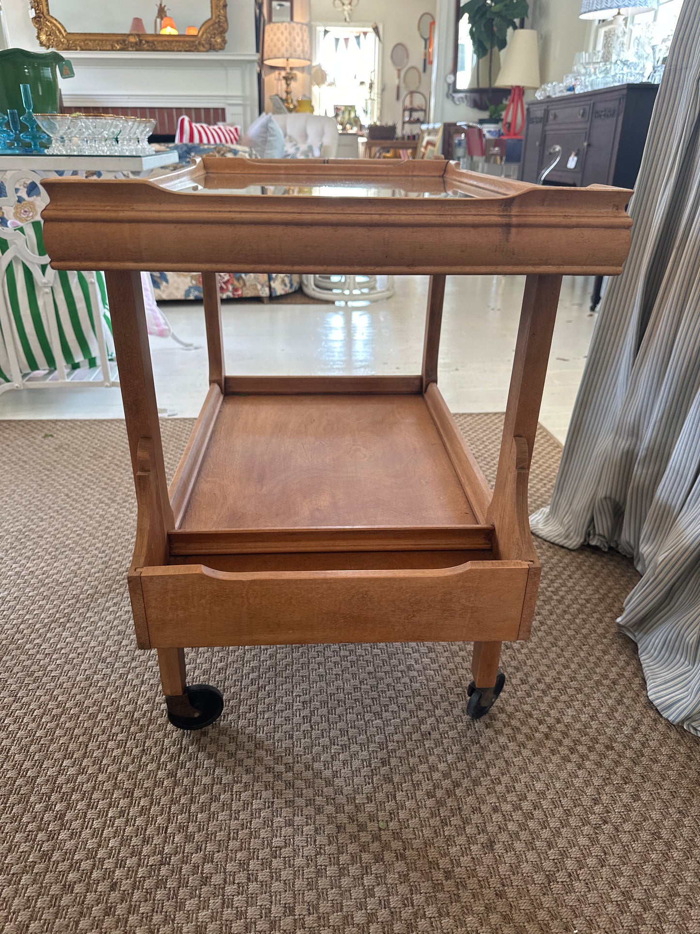 Pine wood barcart