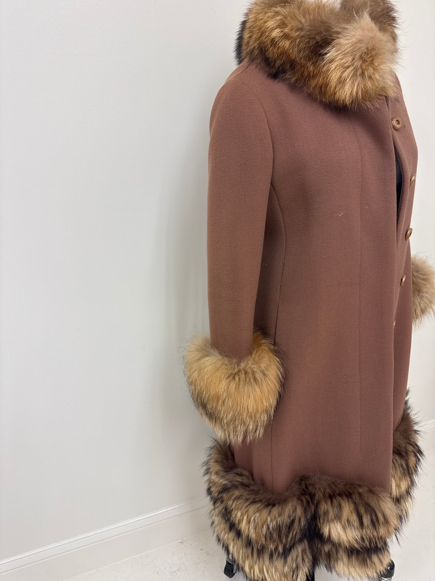 Vintage Lord & Taylor Young New Yorker Shop Brown Wool Coat with Genuine Fur Trim & Belt