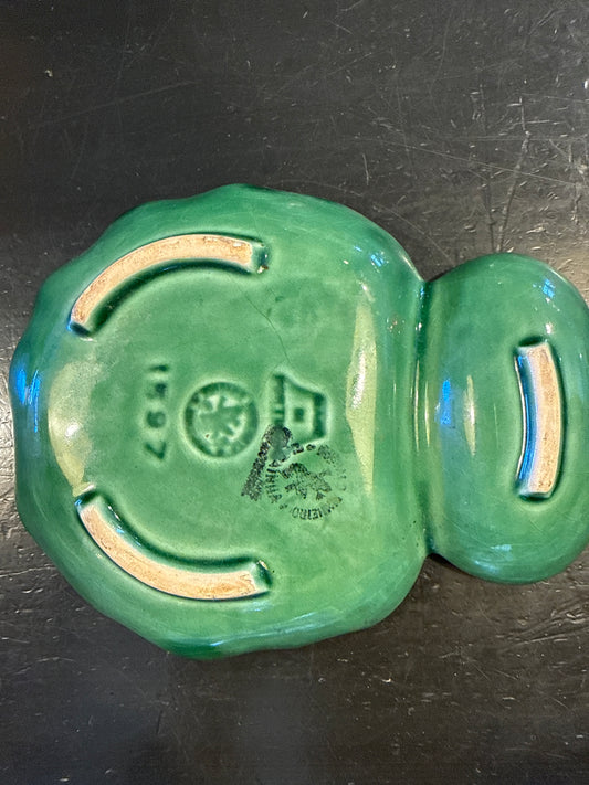Vintage Green Cabbage Leaf Dish