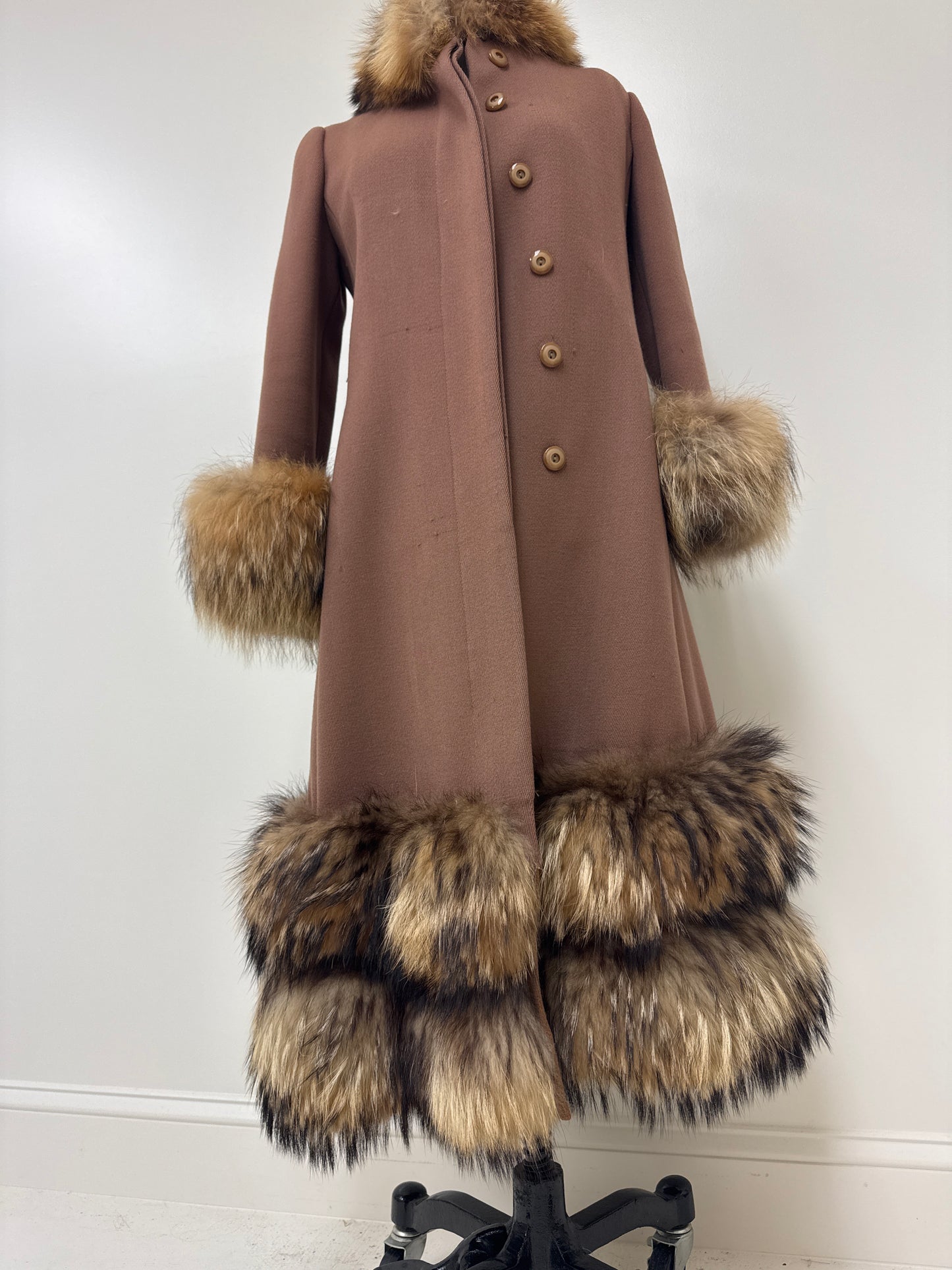 Vintage Lord & Taylor Young New Yorker Shop Brown Wool Coat with Genuine Fur Trim & Belt