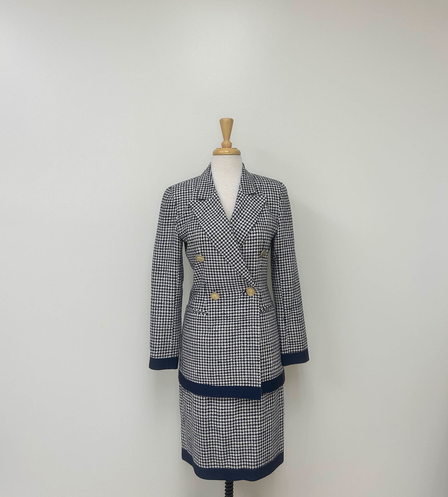 Rickie Freeman Vintage Silk Houndstooth Skirt Suit