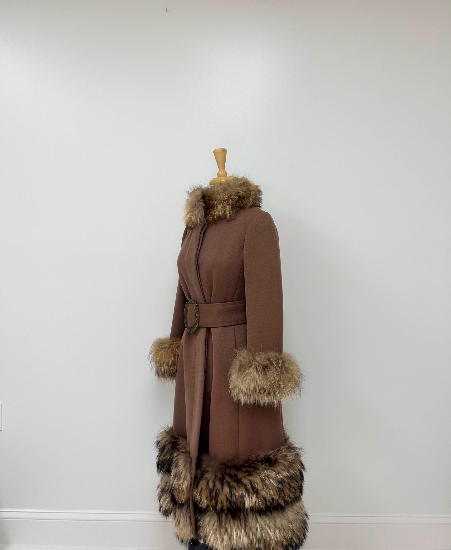 Vintage Lord & Taylor Young New Yorker Shop Brown Wool Coat with Genuine Fur Trim & Belt