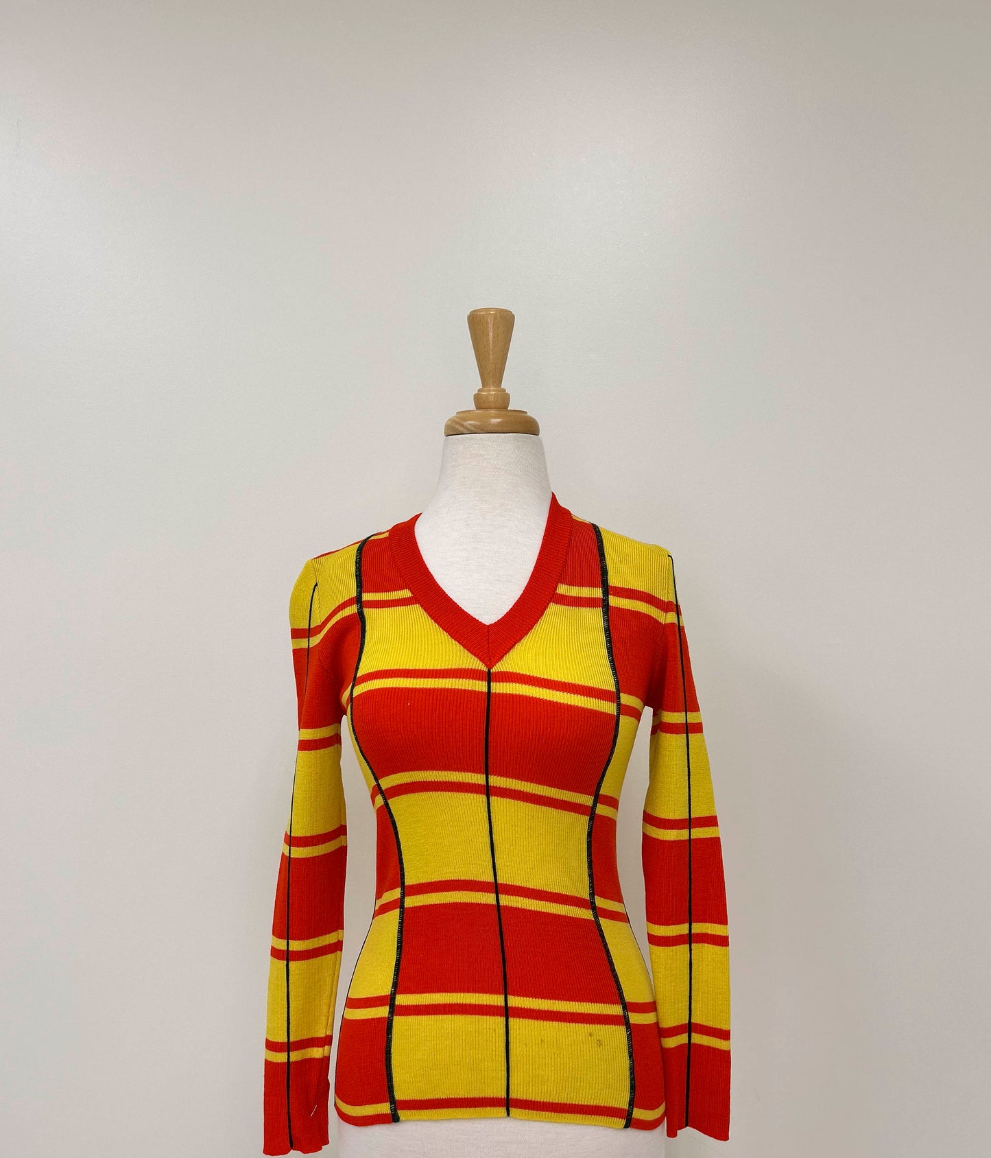 Vintage Saks Fifth Avenue Italy Wool V-Neck Sweater