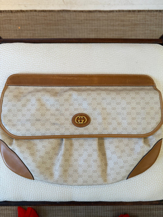 Gucci clutch