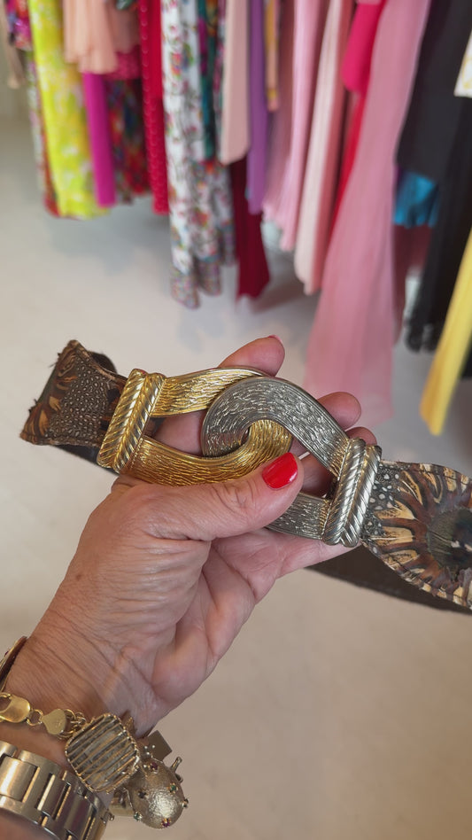 Peacock belt
